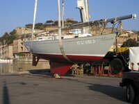 Boats maintenance with antiosmosis treatment